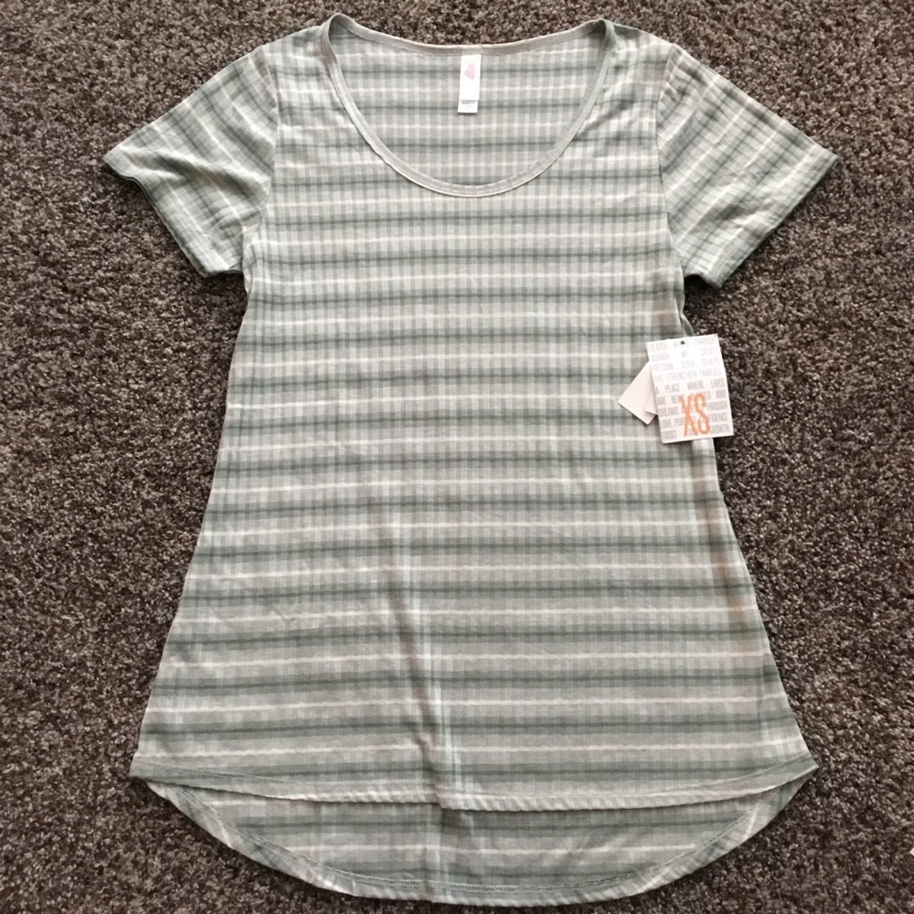 SALE LuLaRoe Seafoam Green Striped Classic Tee XS
